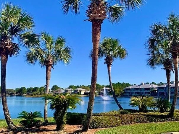 Foto del edificio - 2019 Pine Island Cir