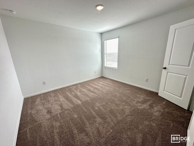 Foto del edificio - 2438 Double Oak Dr