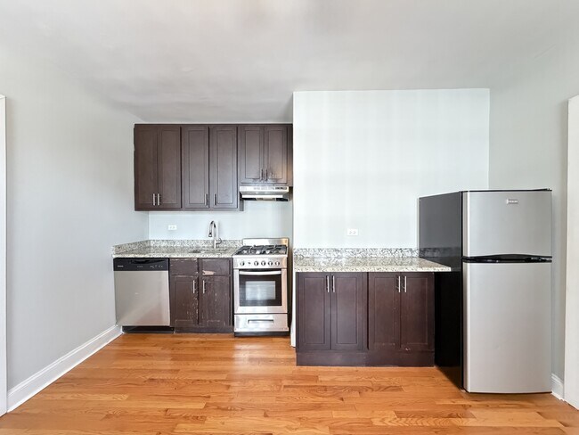 Foto del edificio - 627 W Patterson Ave