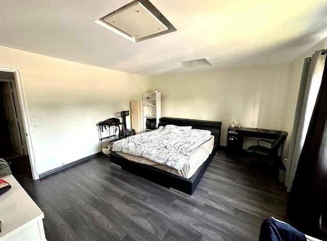 Foto del edificio - 5790 Stirling Rd