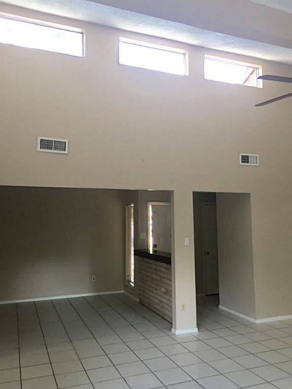 Building Photo - 17915 Wild Willow Ln