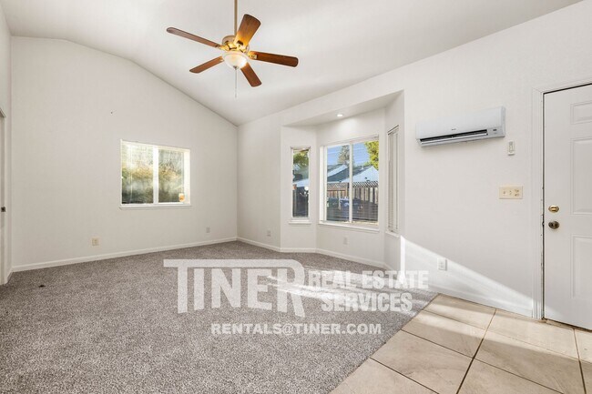 Foto del edificio - Spacious 1 Bedroom