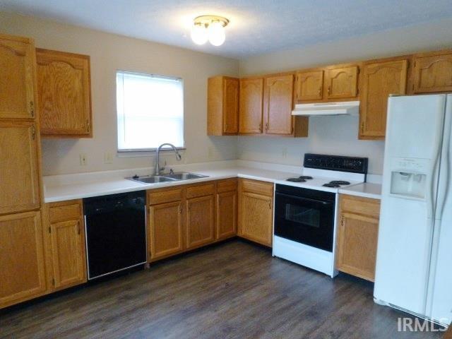 Foto del edificio - 1600 Lionheart Ln
