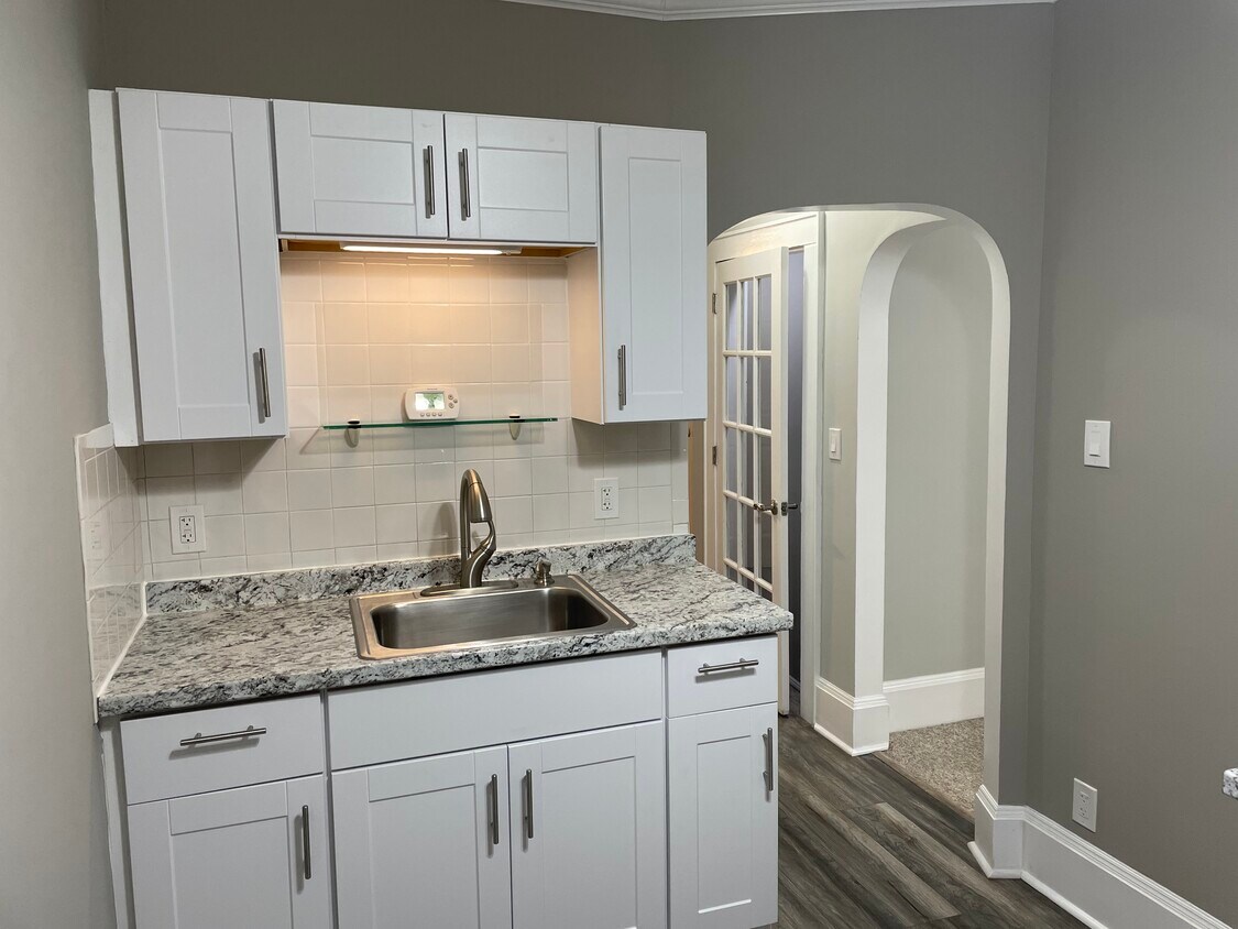 849 Second Ave Unit Apartment, Franklin Square, NY 11010 Apartments