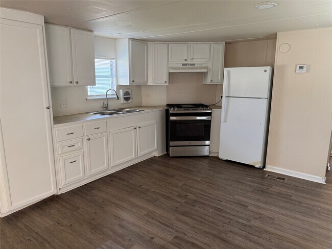 Foto del edificio - 9514 Catlett Ln