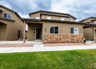 Building Photo - 5129 Palomino Ranch Point
