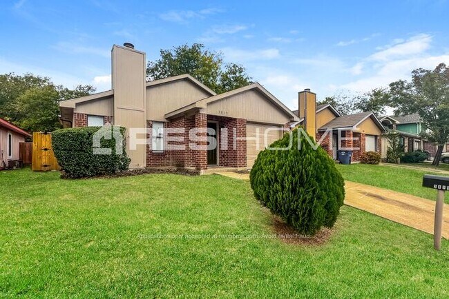 Building Photo - "Welcome Home! Get 1 month FREE RENT when ...