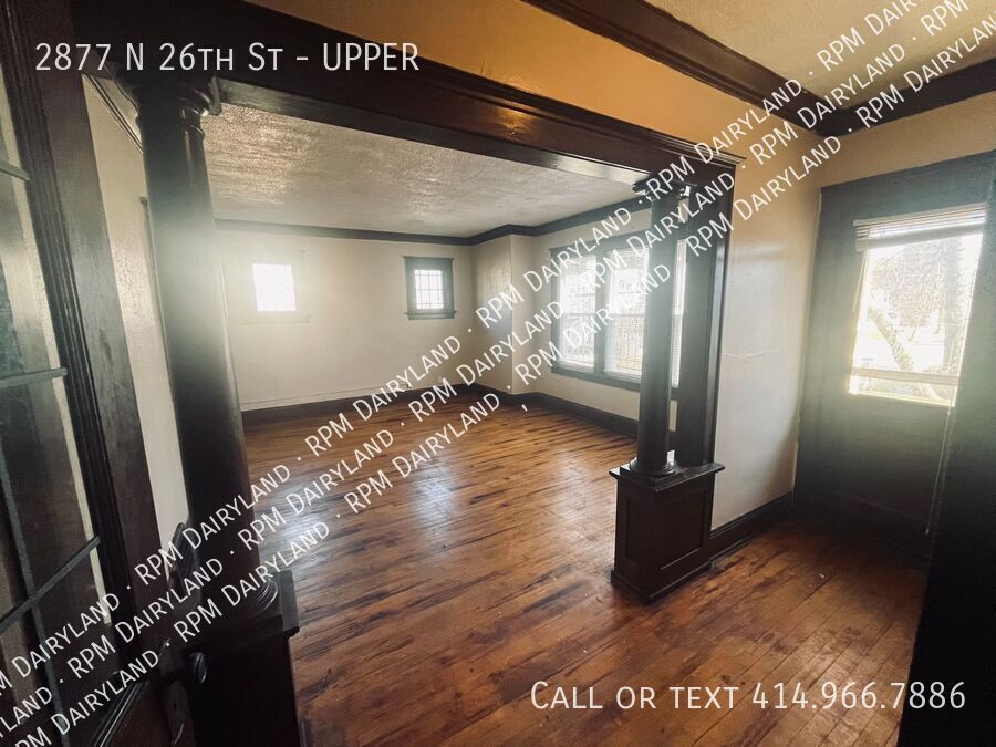 Foto principal - Huge 3BR upper unit in Park West neighborhood