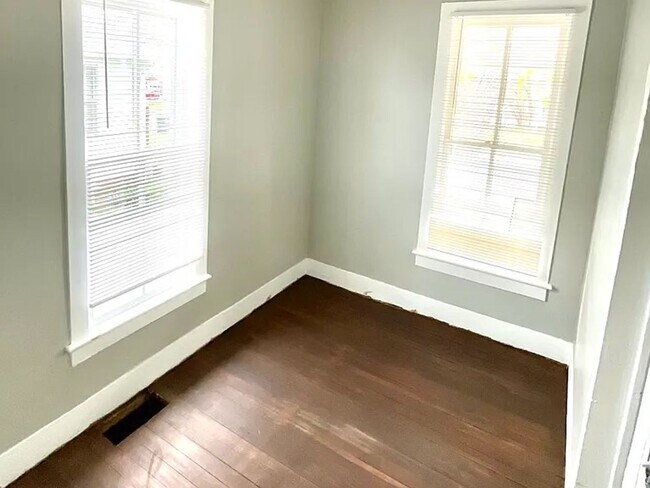 Foto del edificio - 3710 N 53rd St