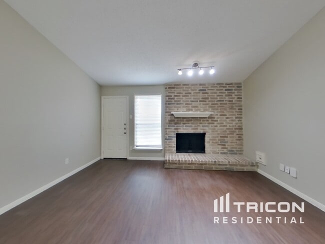 Building Photo - 17314 Glenhew Rd