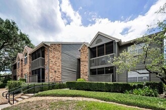 Building Photo - 2500 Winding Creek Blvd