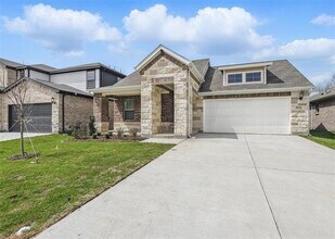 Building Photo - 9224 Horse Herd Dr
