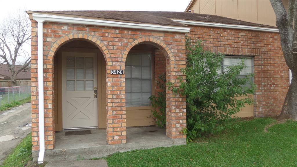 Primary Photo - 3424 Lantern Ln