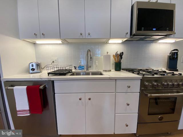 Foto principal - 1775 Swann St NW
