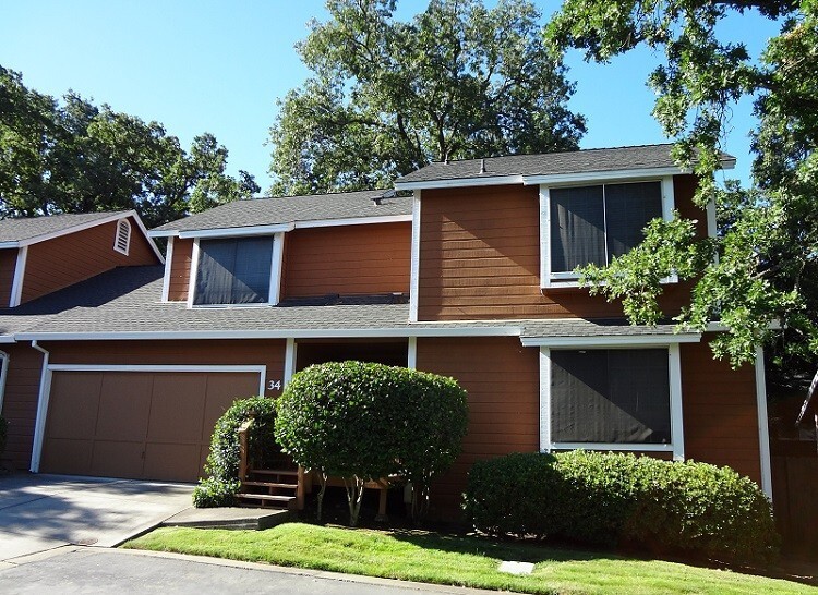 Primary Photo - COMING SOON!!! 3 bedroom, 3 bath home in a...