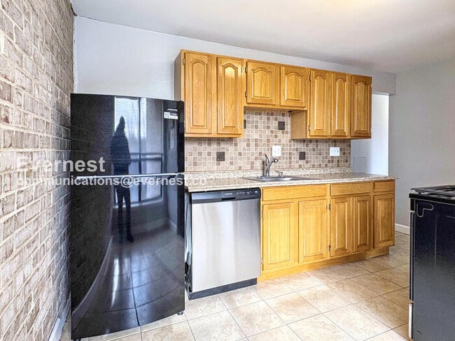 Building Photo - 3314 Huntley Sq Dr