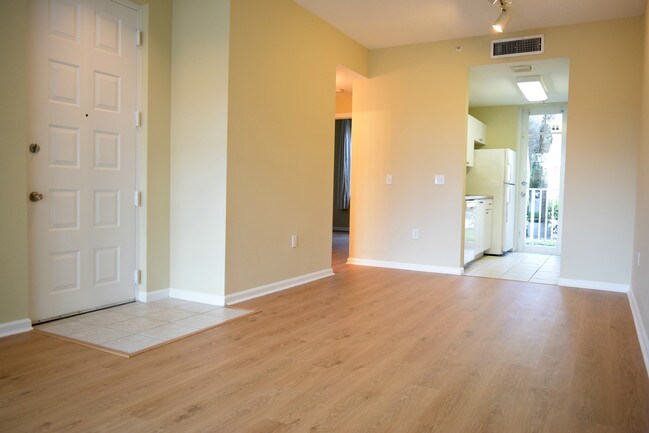 Building Photo - 4772 Chancellor Dr