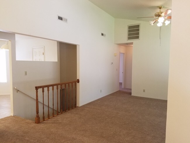 Building Photo - 438 N Stone Mountain Dr