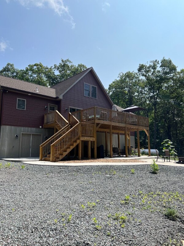 2311 Maple Shade Dr, Jim Thorpe, PA 18229 House Rental in Jim Thorpe