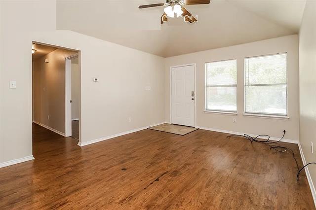 Foto del edificio - 136 Stewart Bend Ct