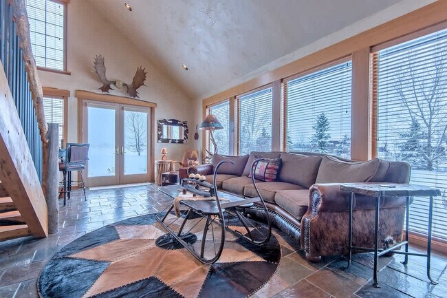 Foto del edificio - 2862 Grand Teton Rd