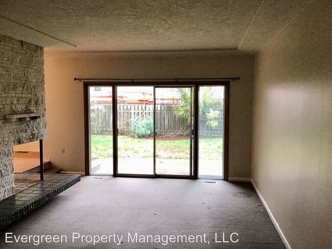 Building Photo - 3 br, 2 bath House - 1743 NE Morgan St.