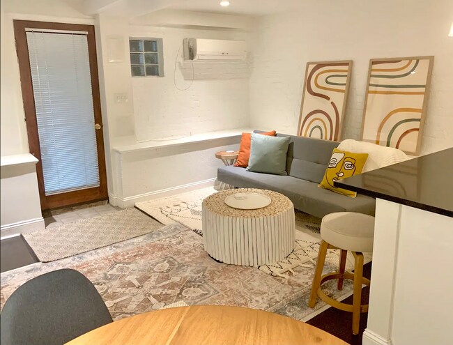 Foto del edificio - 1731 Church St NW