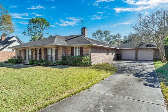 Foto del edificio - 5711 Darnell St