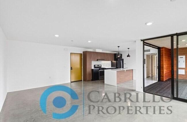 Foto del edificio - 2870 Fourth Ave