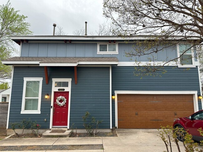 Building Photo - 505 W N Loop Blvd