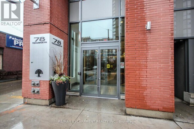 Photo du bâtiment - 78-1278 Tecumseth St.