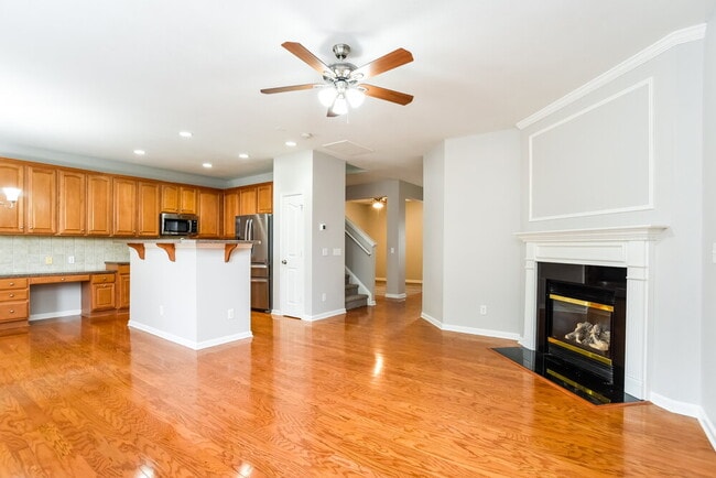 Foto del edificio - 13509 Quiet Stream Ct