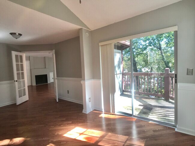 Building Photo - 709 Cypress Pointe St