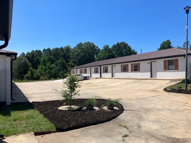 Building Photo - 239 Hartfield Rd