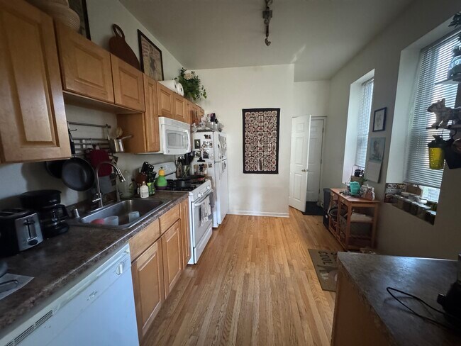 Foto del edificio - 385 E Becher St