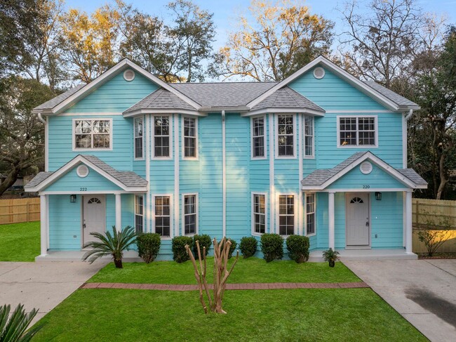 Foto del edificio - Beautifully Updated Townhouse in Niceville!