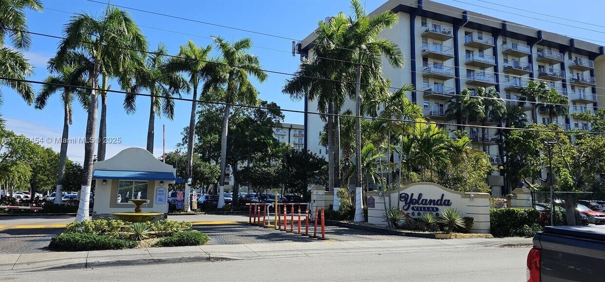 Foto principal - 801 NW 47th Ave