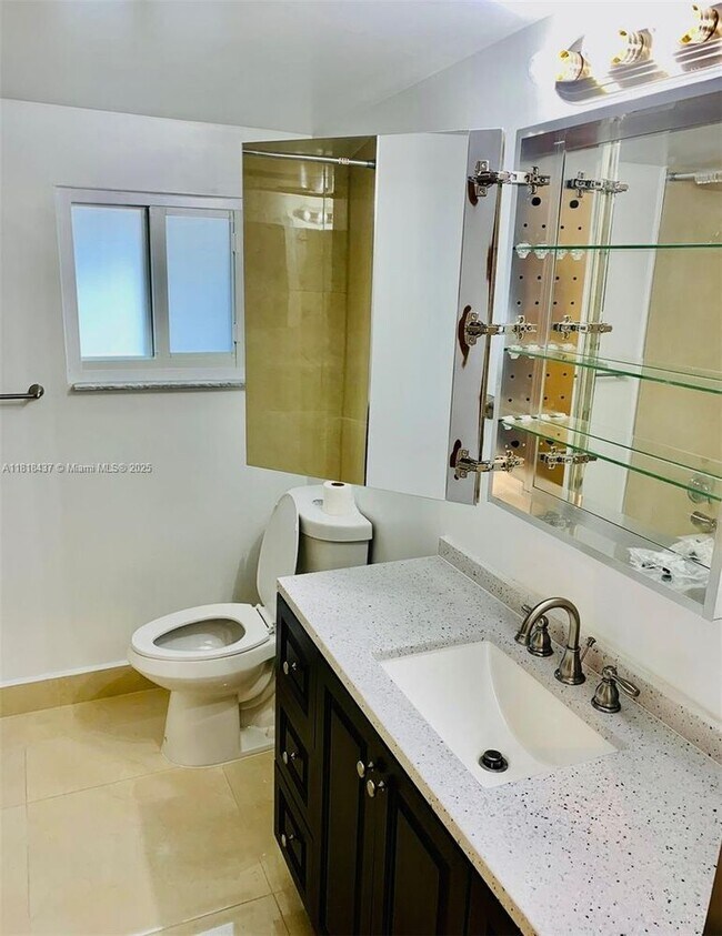 Foto del edificio - 8260 SW 27th Terrace