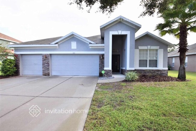 Building Photo - 506 Woodford Dr