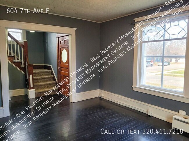 Foto del edificio - 604 7th Ave E