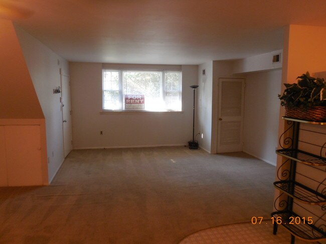 sala de estar - 289 Greenough St