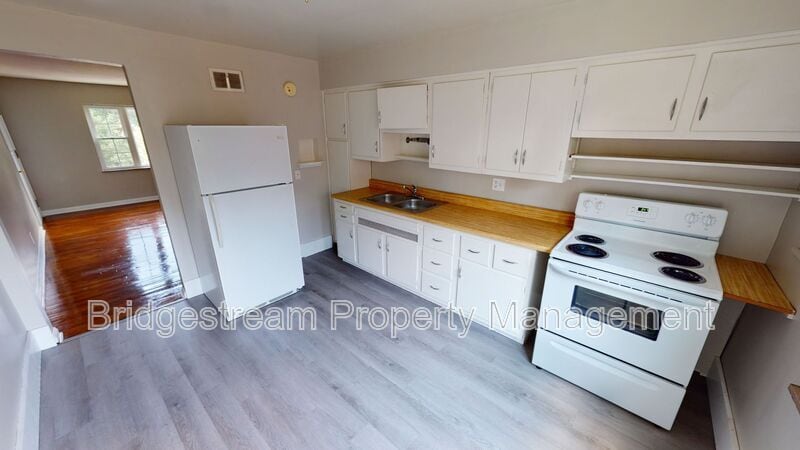 Primary Photo - 1400 Stockton Ave