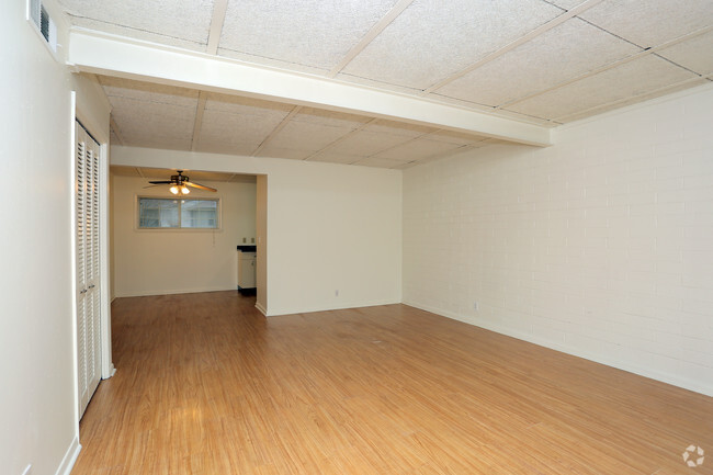 2BR - Living Area - River Oaks Apartments