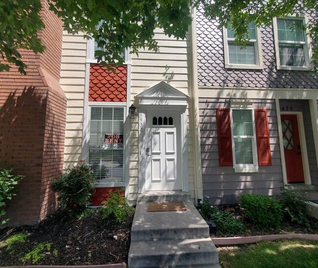Building Photo - 1432 W Telegraph Hill Dr
