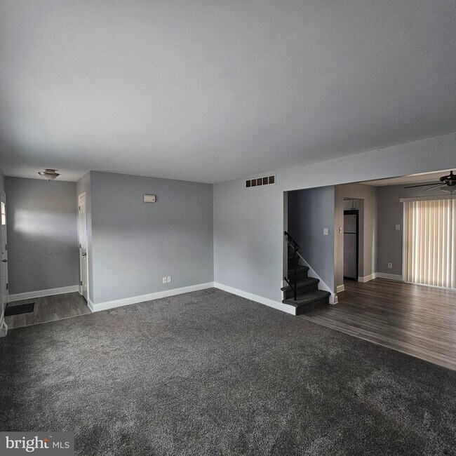 Foto del edificio - 1565 S Main Rd