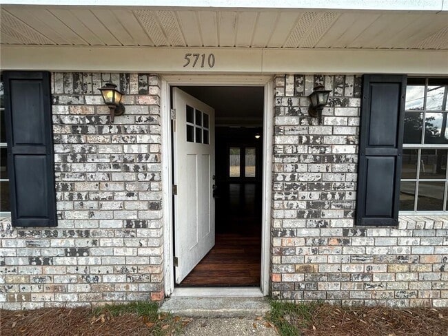 Building Photo - 5710 5th St