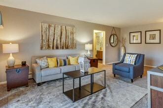 Building Photo - Ramblewood Apartments