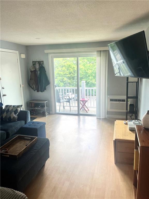 Foto del edificio - 494 Putnam Pike