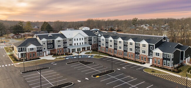 Building Photo - Birchwood at Washington Township