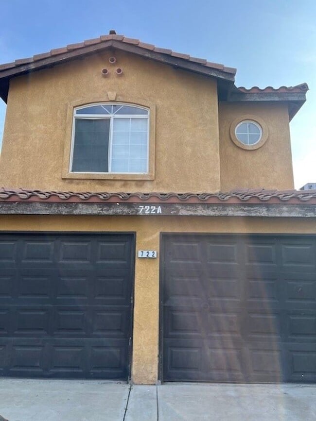 Building Photo - 726 K St